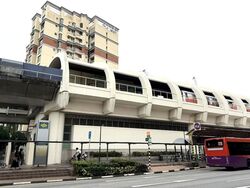 Kembangan Court (D14), Shop House #592348001